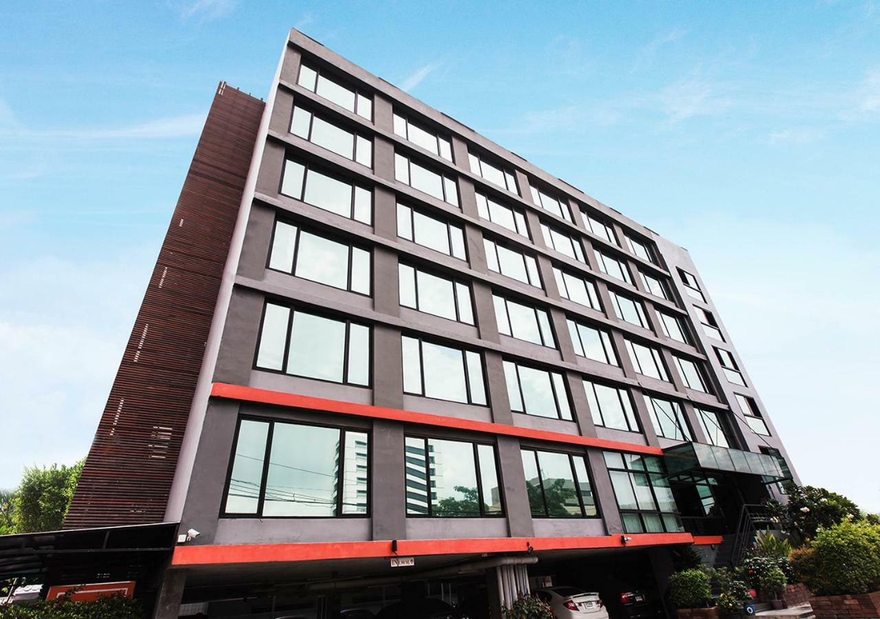 Hotel B2 Bangkok - Srinakarin Extérieur photo